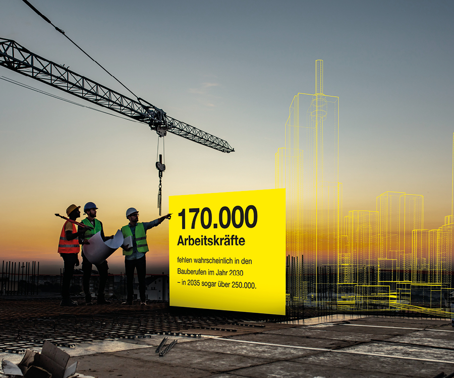 Three construction workers at a building site at sunset, with a crane, yellow architectural wireframe graphics and a German sign highlighting a projected shortage of 170,000 construction workers by 2030.